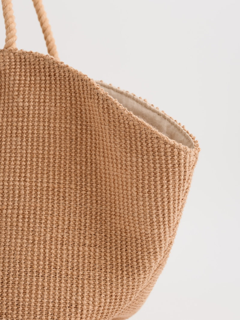 Alkanet Jute Clam-Shaped Bag