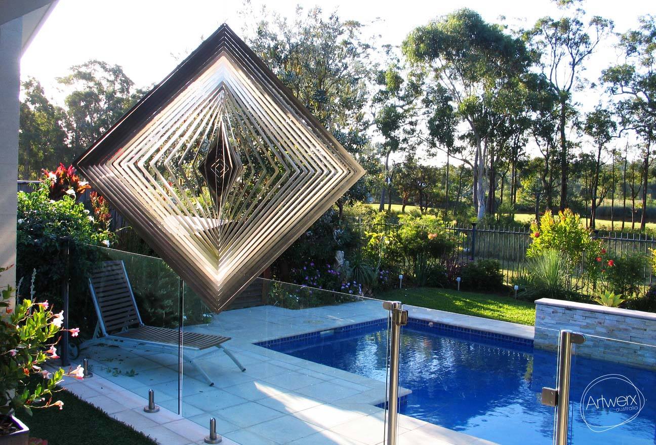 Wind Spinner Diamond 10cm General Artwerx 