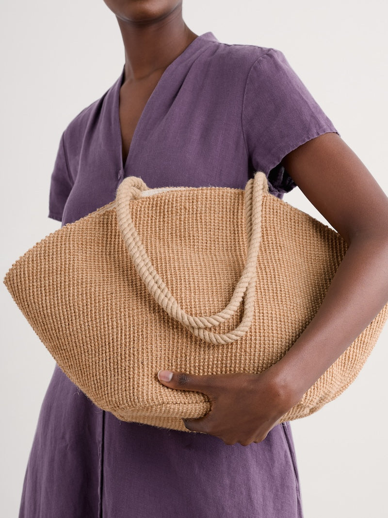 Alkanet Jute Clam-Shaped Bag