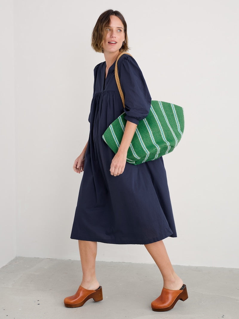 Alkanet Jute Clam-Shaped Bag