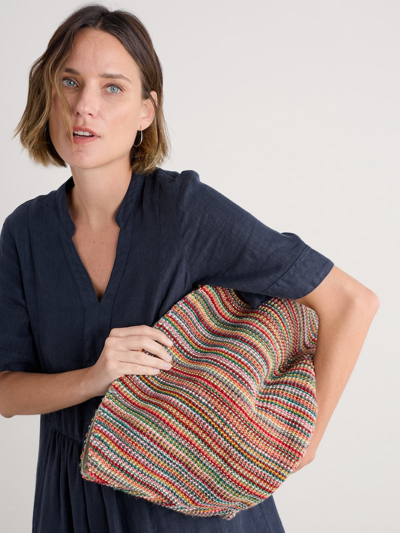 Alkanet Jute Clam-Shaped Bag