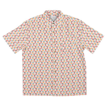 Men's bamboo shirt with blue, yellow and red dimension design on white background