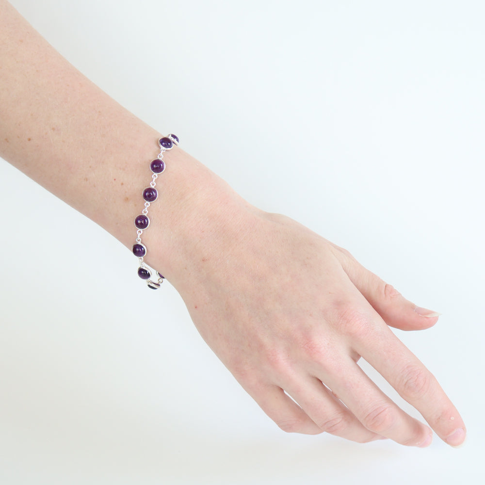 Amethyst Small Circle Bracelet
