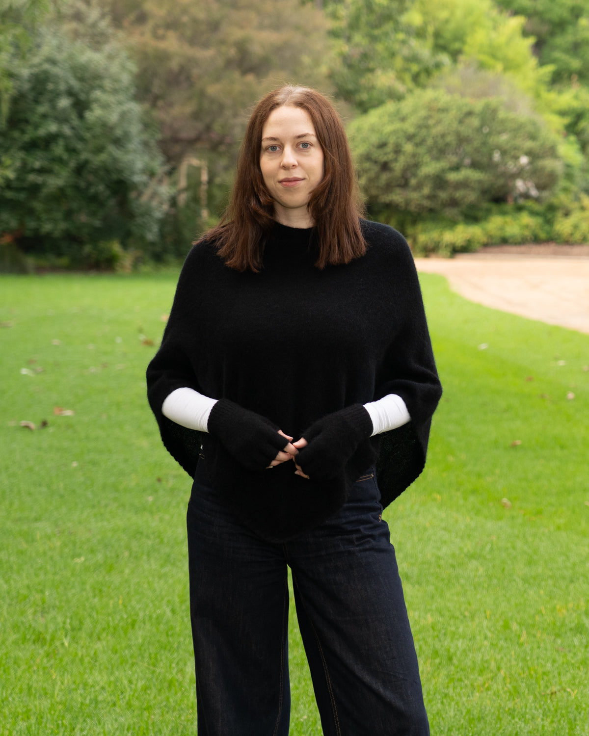 Poncho Possum Merino Classic Black