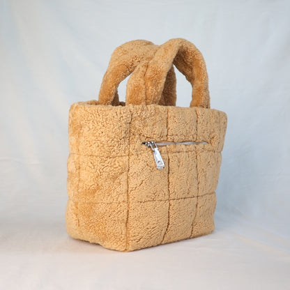 Sheepskin Kodiak Bag Chestnut