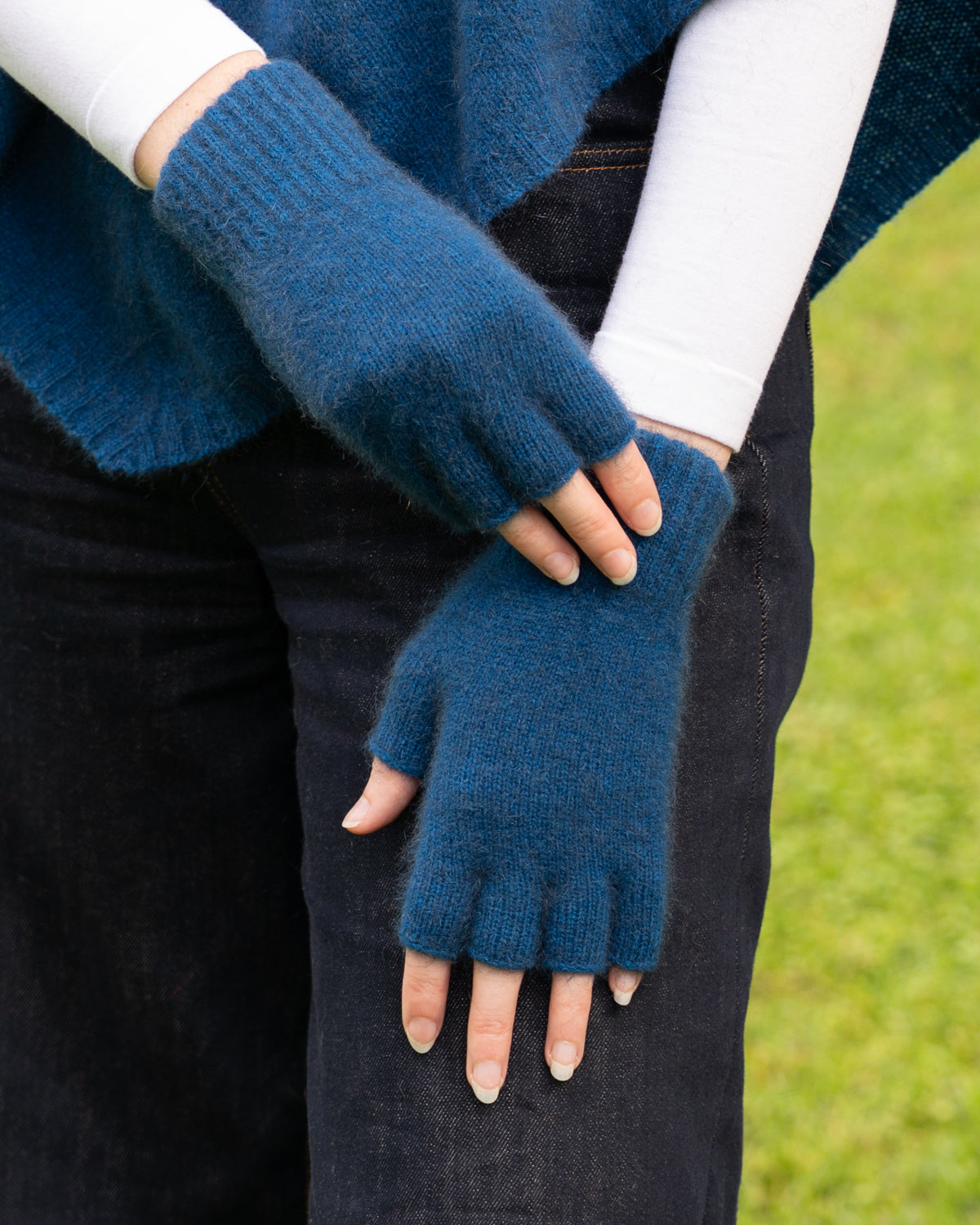 Gloves Fingerless Possum Merino