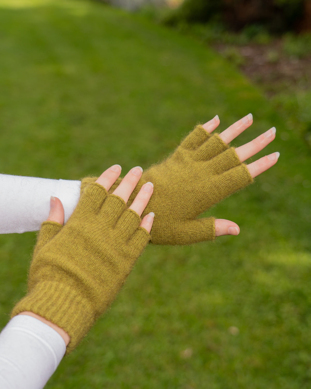 Gloves Fingerless Possum Merino