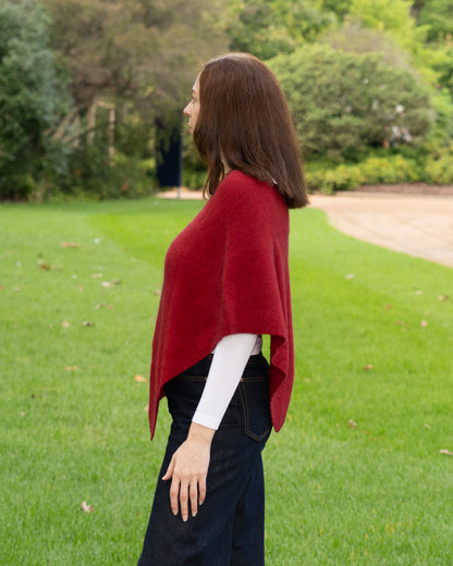Poncho Possum Merino Classic Red