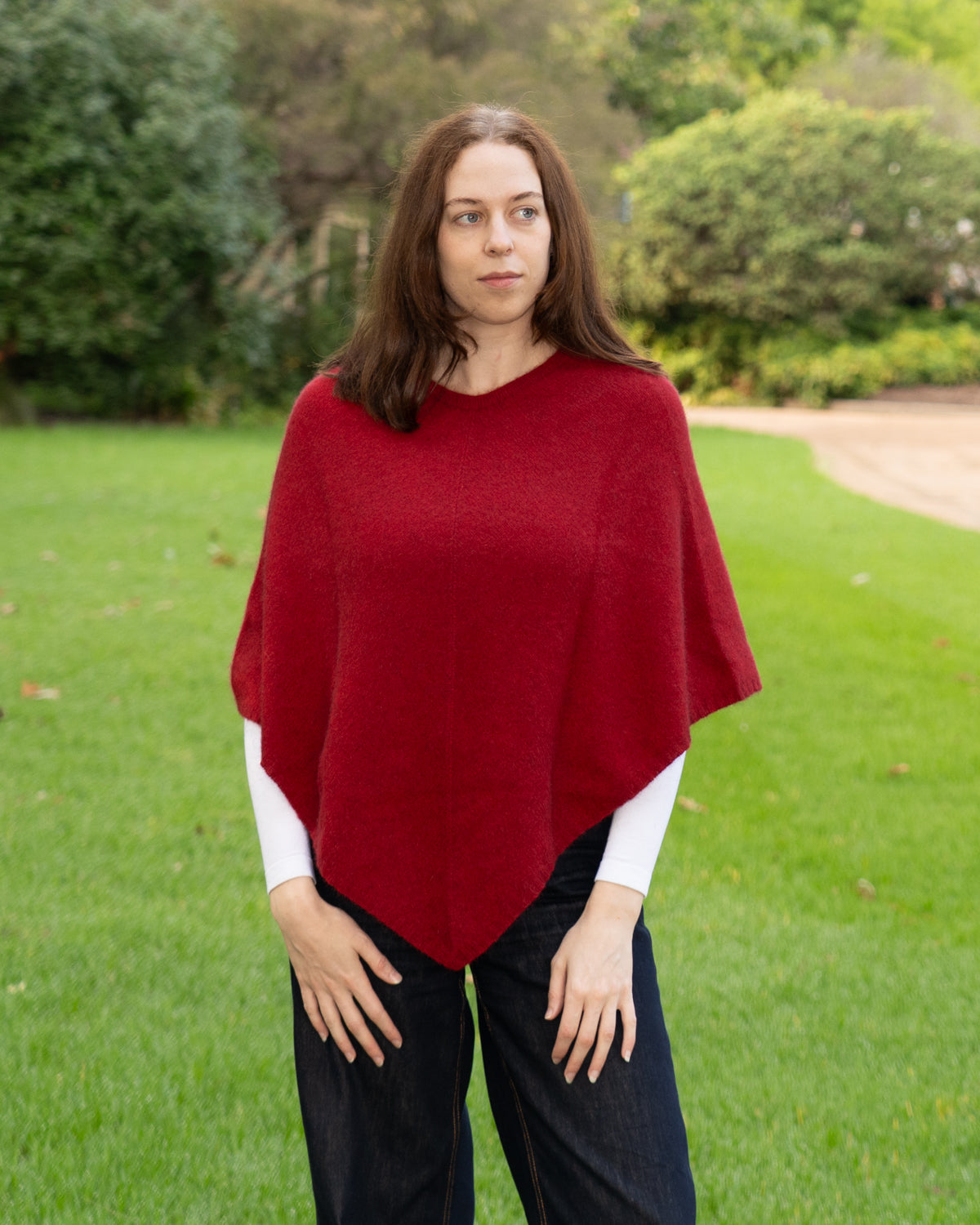 Poncho Possum Merino Classic Red