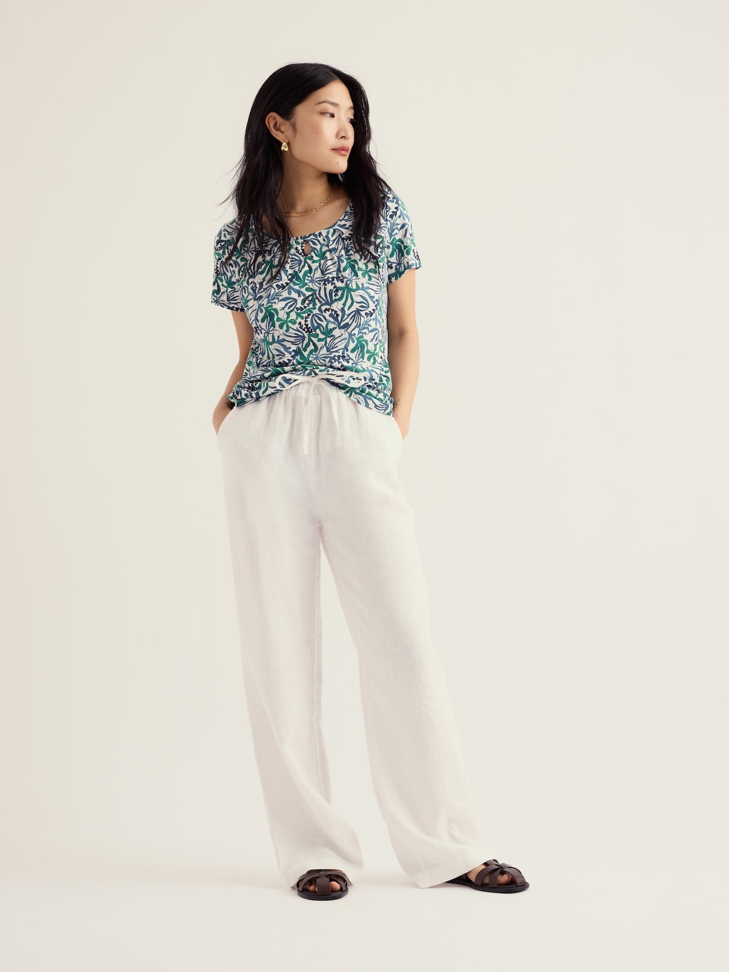 Appletree Keyhole Top
