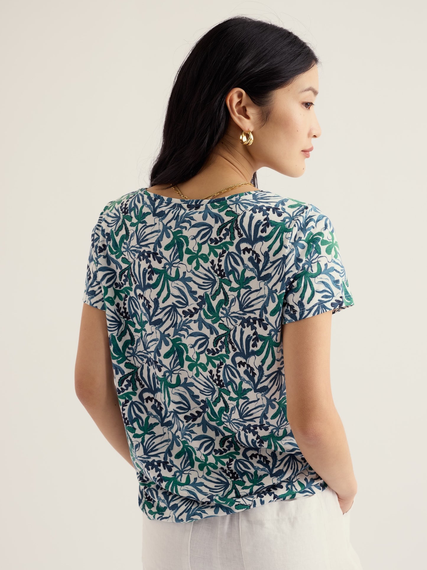 Appletree Keyhole Top