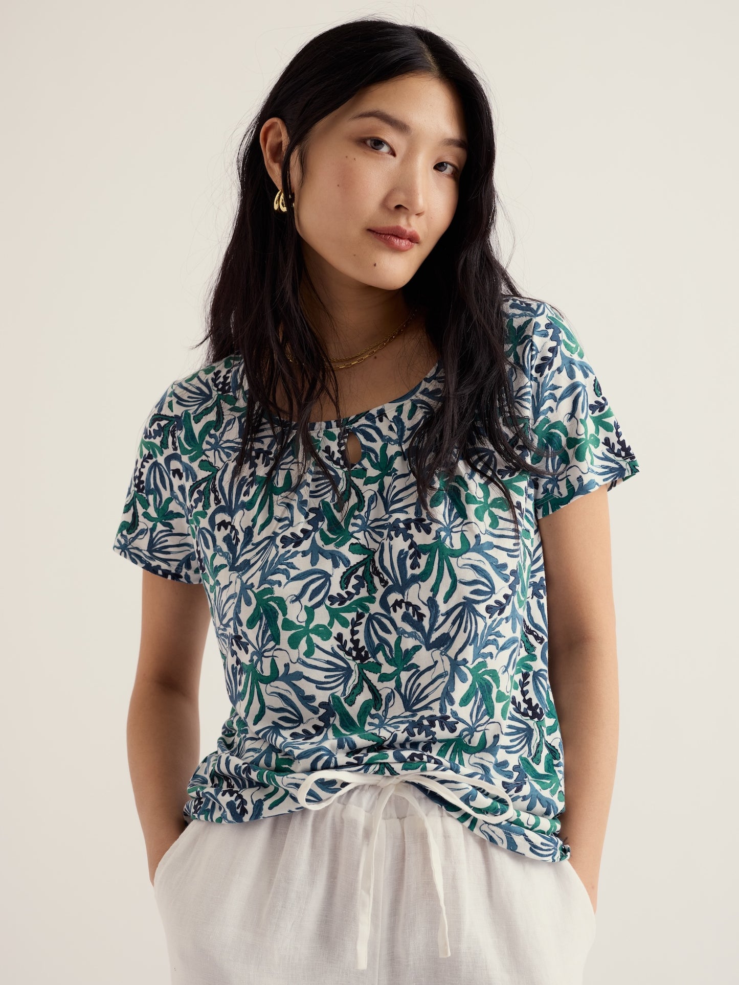 Appletree Keyhole Top