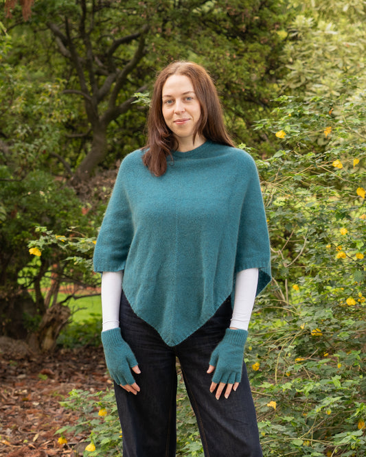 Poncho Possum Merino Classic Teal