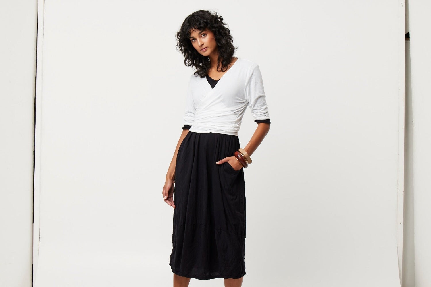 Shrug Ballet White Valia General Valia 